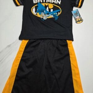 Batman Black and Yellow Logo T-Shirt